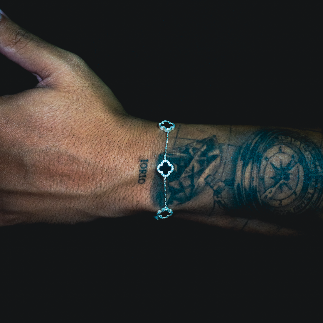 Pulseira Trevo cravejada Prata 925